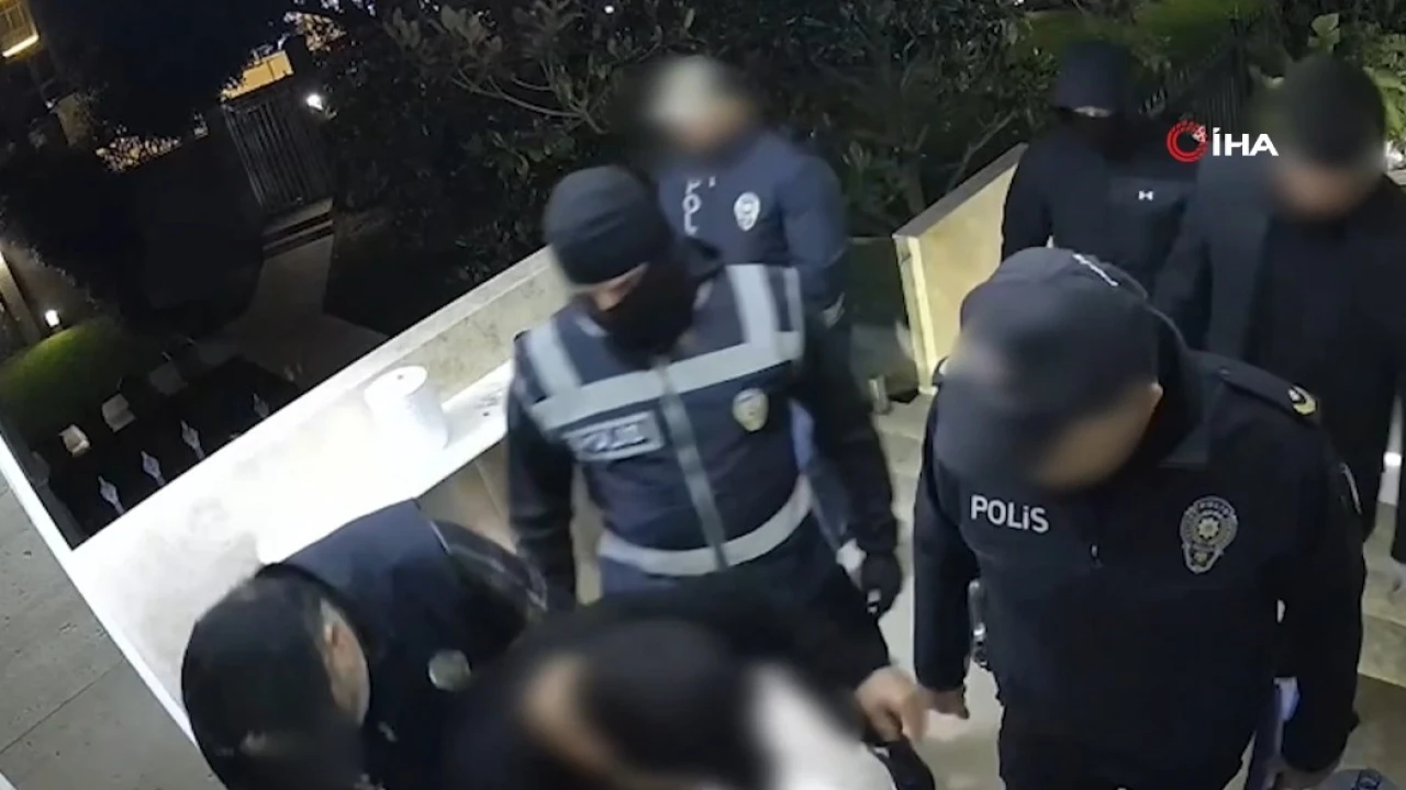 Villaya sahte polis baskınıyla 4 milyon dolarlık kripto transferi