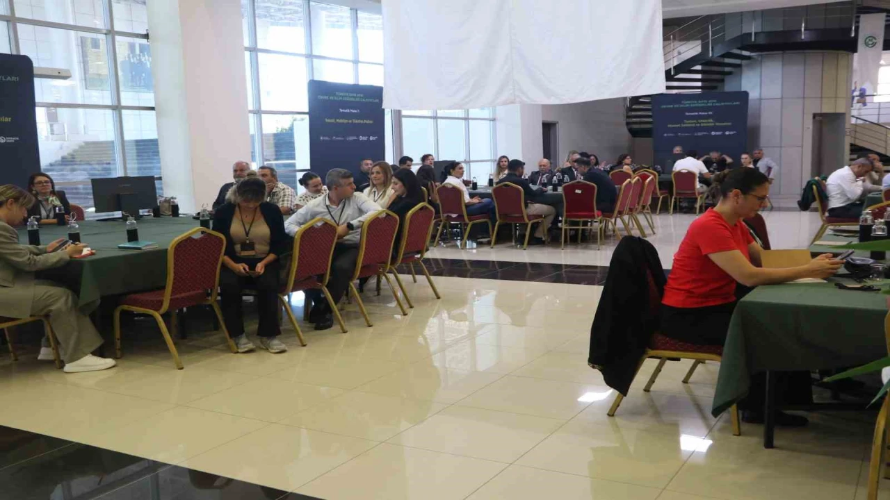 Adanada sıfır atık ve iklim değişikliği masaya yatırıldı