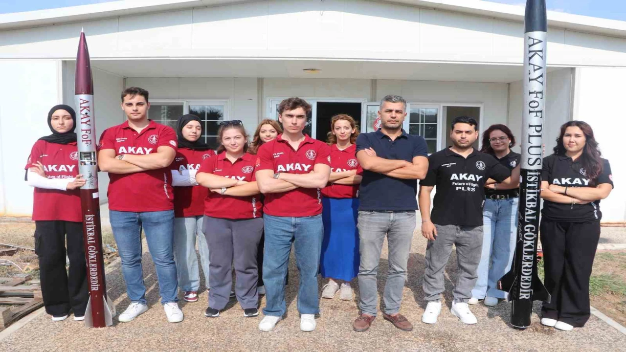 Adanalı gençlerin roketleri TEKNOFESTte iki kategoride derece yaptı