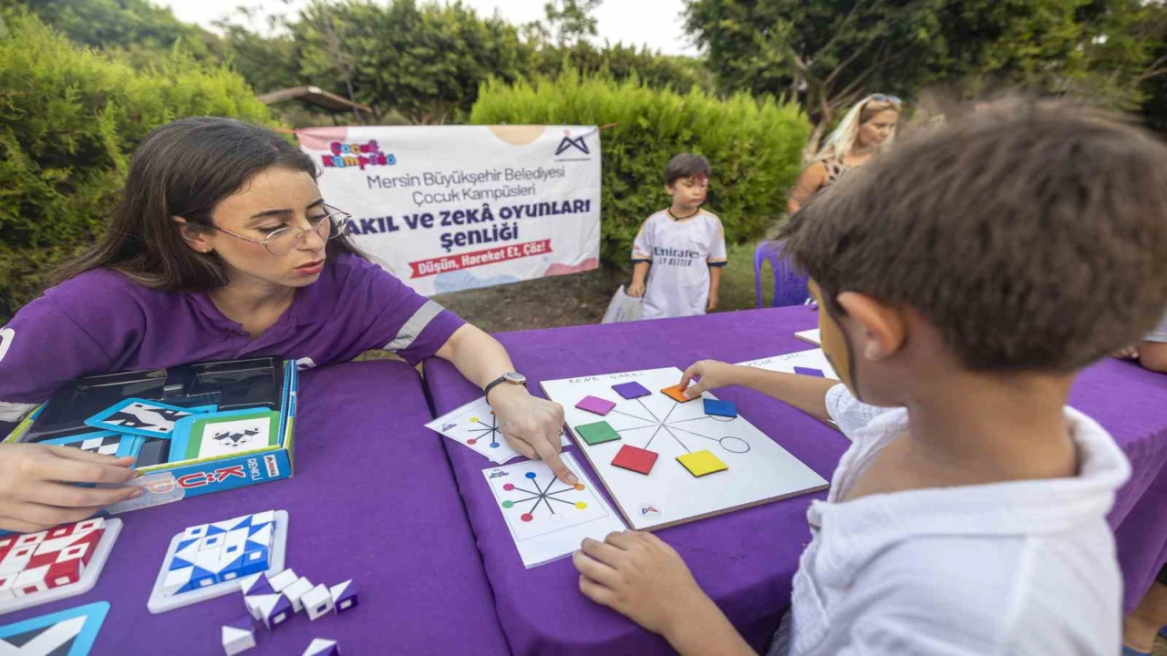 Akıl ve Zeka Oyunları Şenliği Tarsusta çocuklarla buluştu