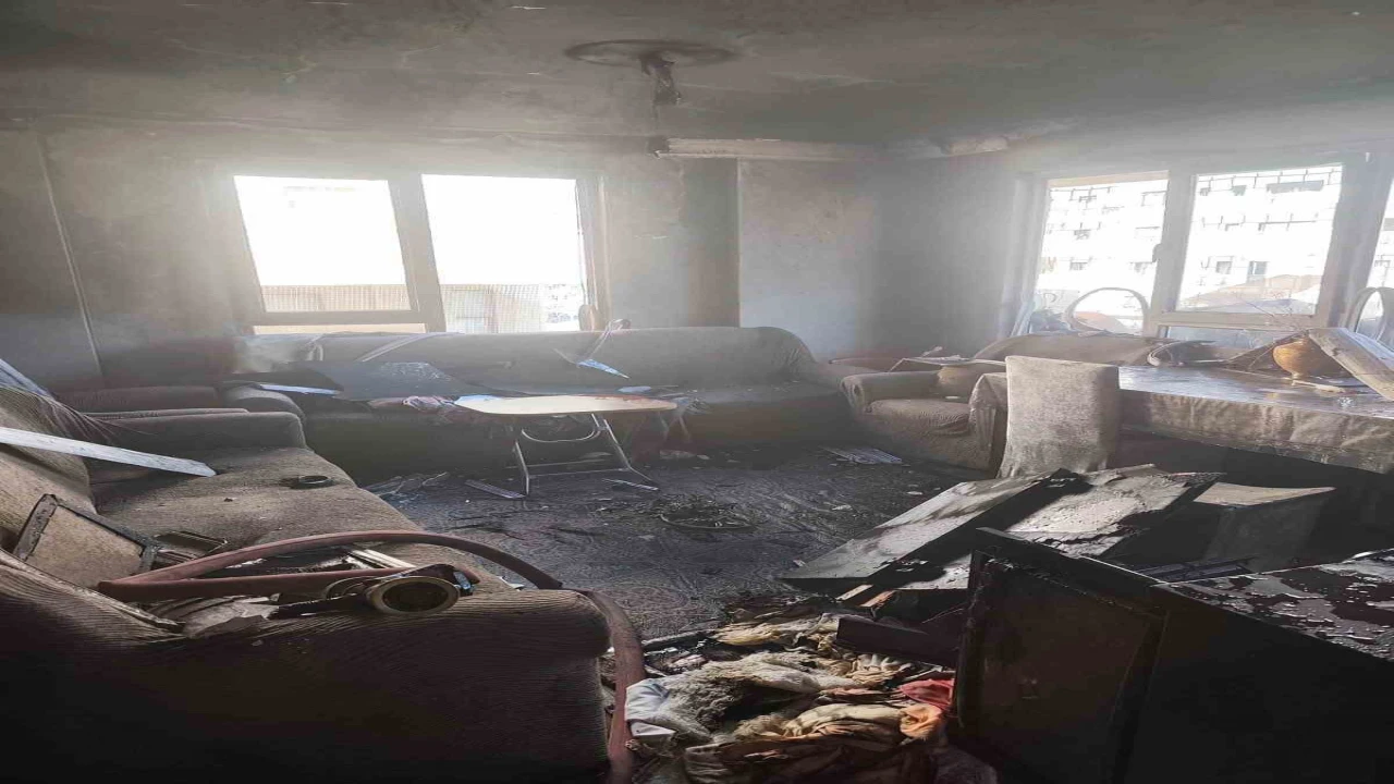 Alanyada apartman dairesinde çıkan yangın söndürüldü