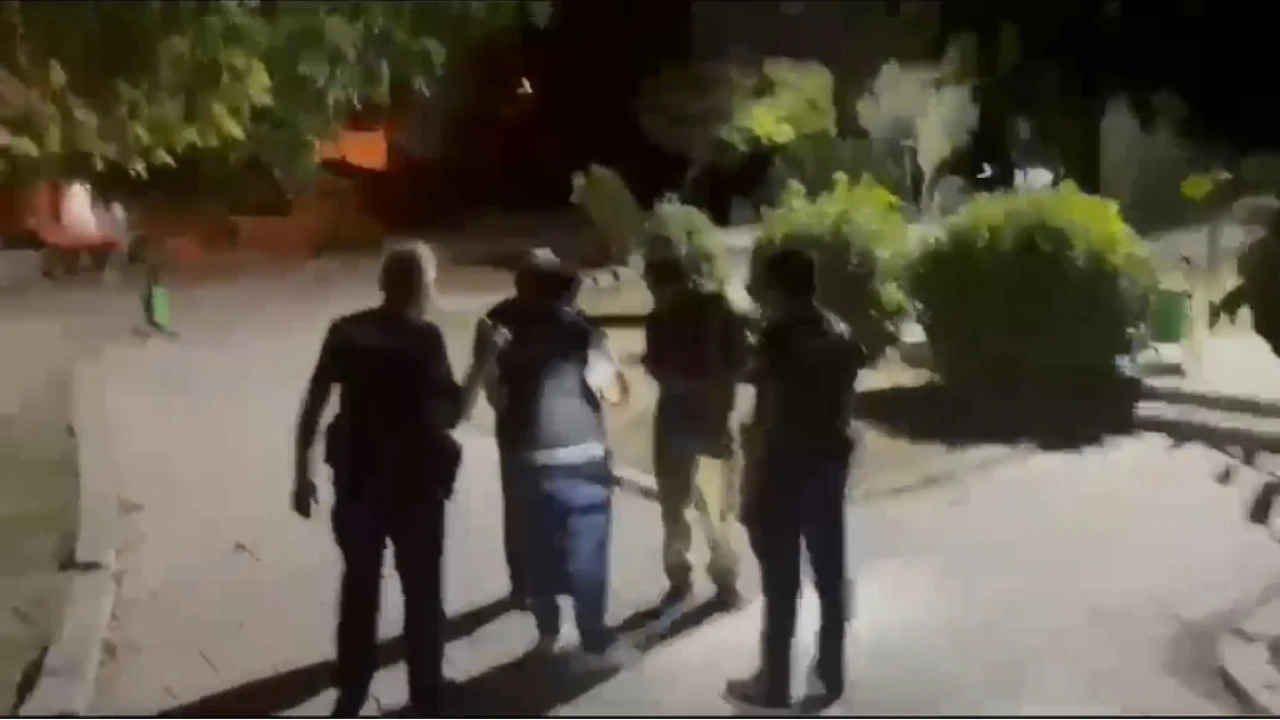 Antakyada asayiş uygulamasında 11 aranan şahıs yakalandı