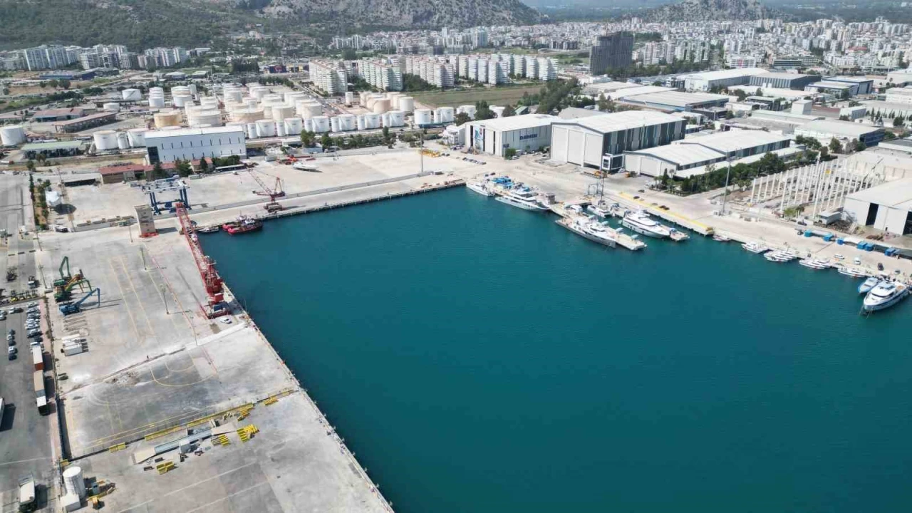 Antalya Serbest Bölgesinde ticaret hacmi 845 milyon dolara ulaştı