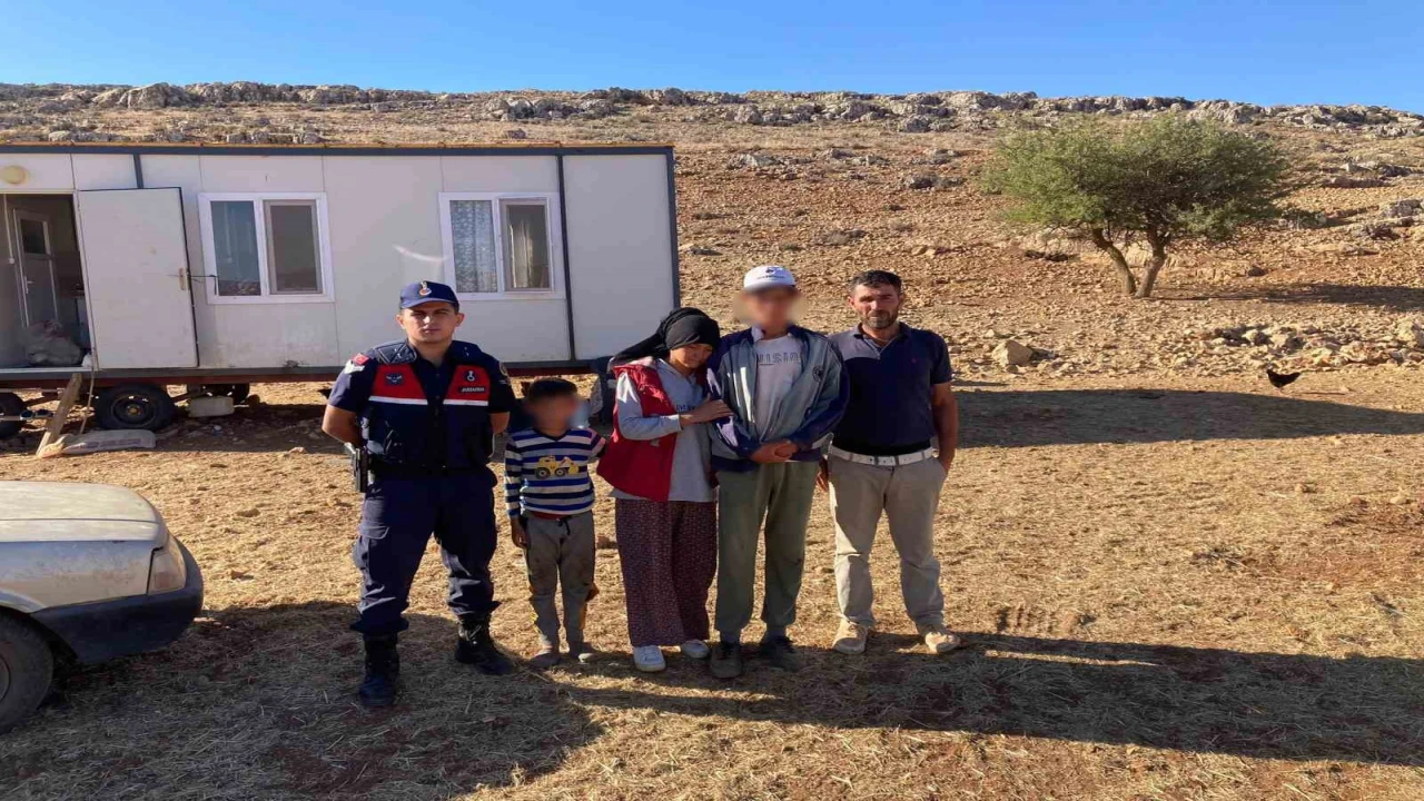 Antalyada 4 gündür kayıp olarak aranan 17 yaşındaki genci jandarma buldu