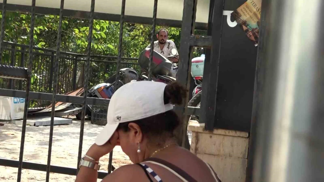 Antalyada Fransız turistin 3 saatlik vicdan nöbeti
