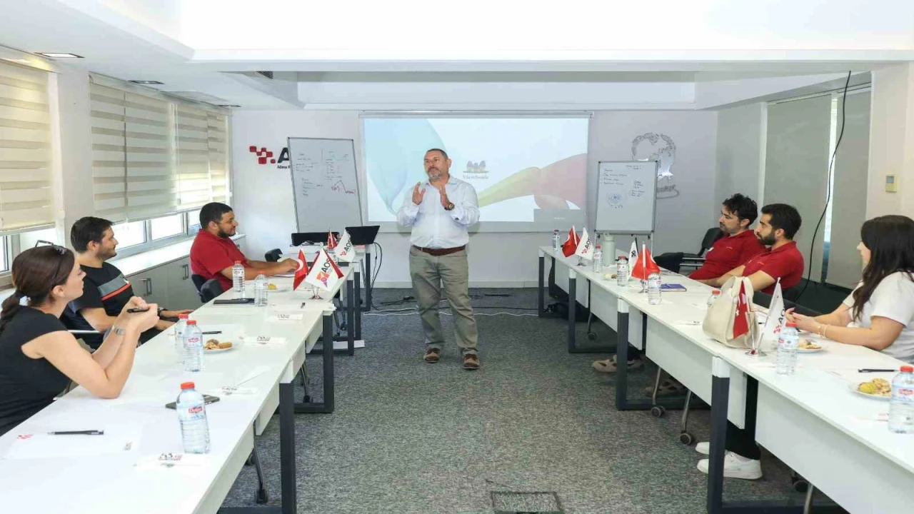 AOSB Akademide yöneticilik ve sürdürülebilir büyüme eğitimi
