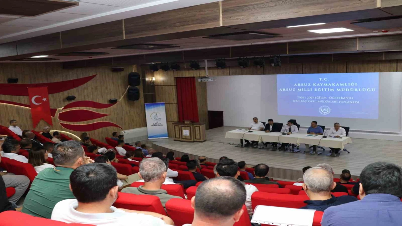 Arsuzda okul müdürleri toplantısı yapıldı