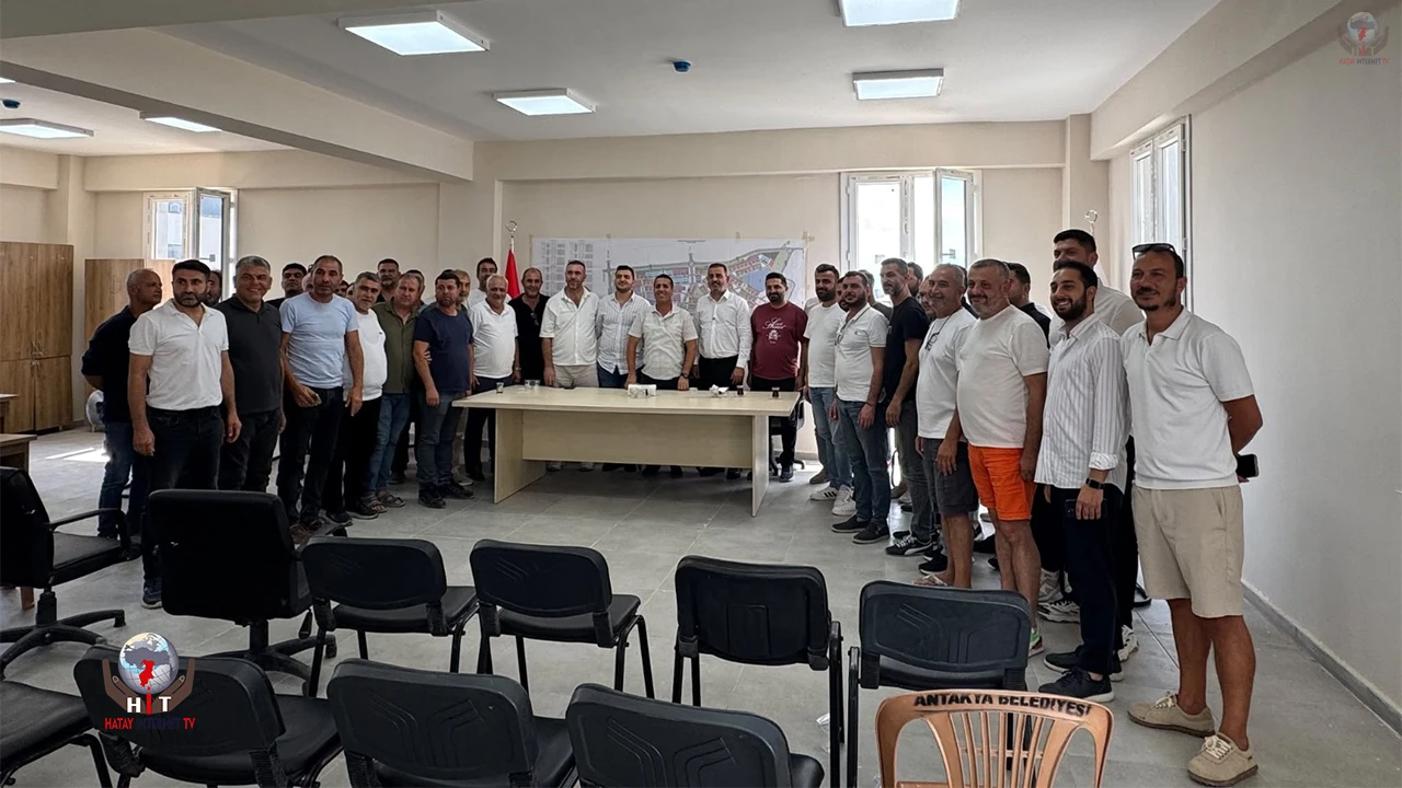 AYAKKABICILAR SEKTÖRÜNÜN SORUNLARI MASAYA YATIRILDI