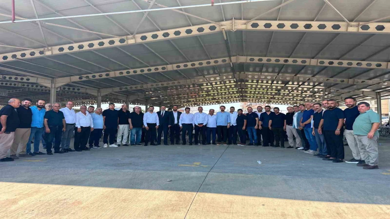 Bakan Kurum, AK Parti Milletvekili Kemal Çelikin ağabeyinin mevlidine katıldı