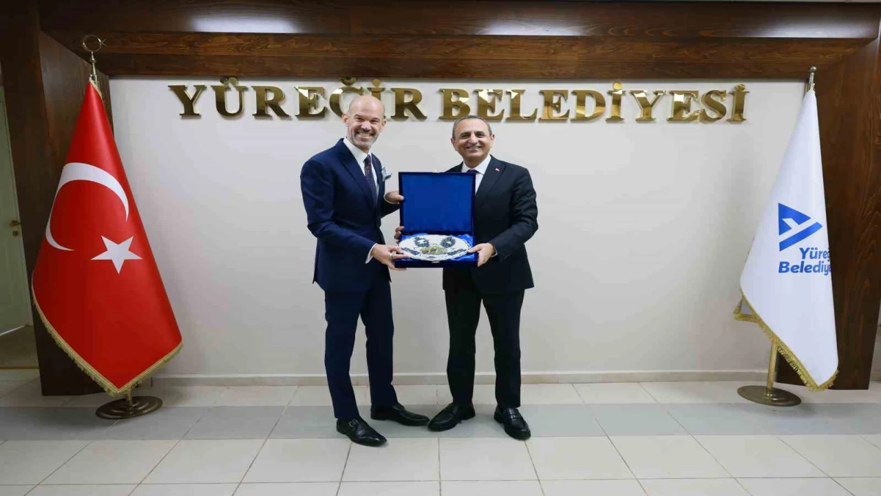Başkan Vekili Özünal, ABD Adana Konsolosu Mehleri ağırladı