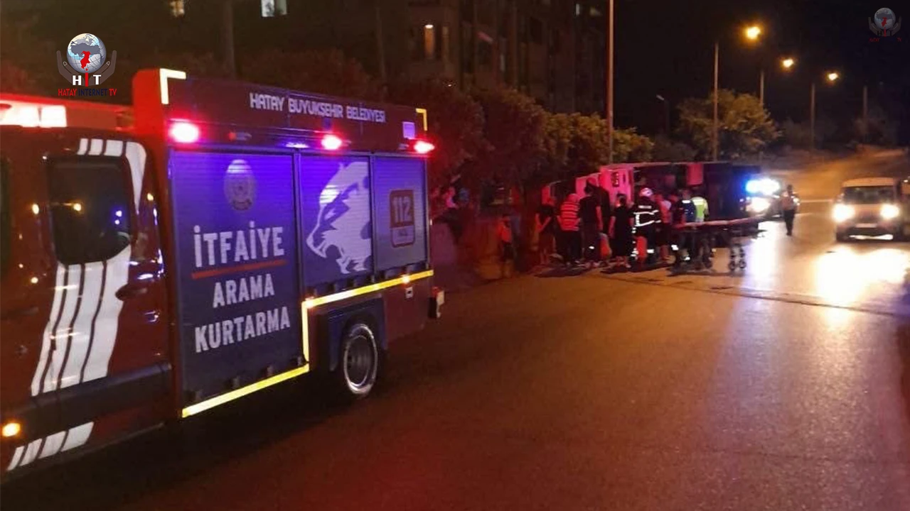 Belende devrilen kamyonun sürücüsü yaralandı