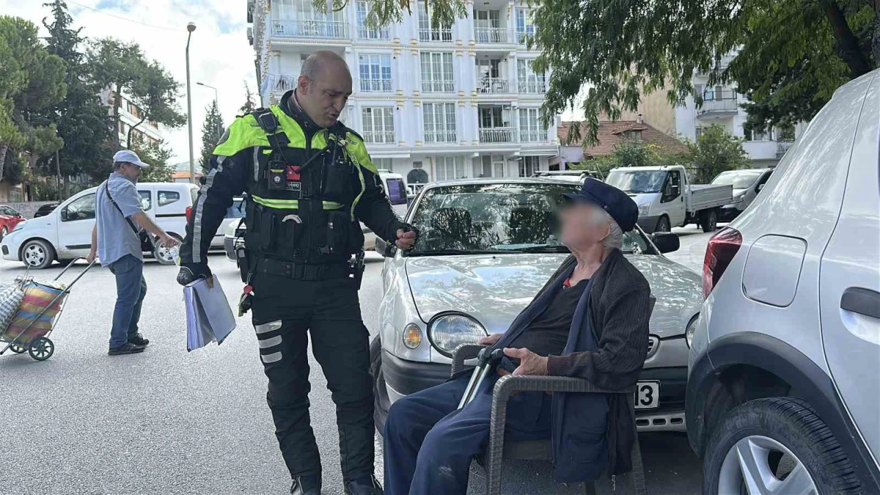 Burdur trafiğinde kızının ihbar ettiği 85lik dede alarmı