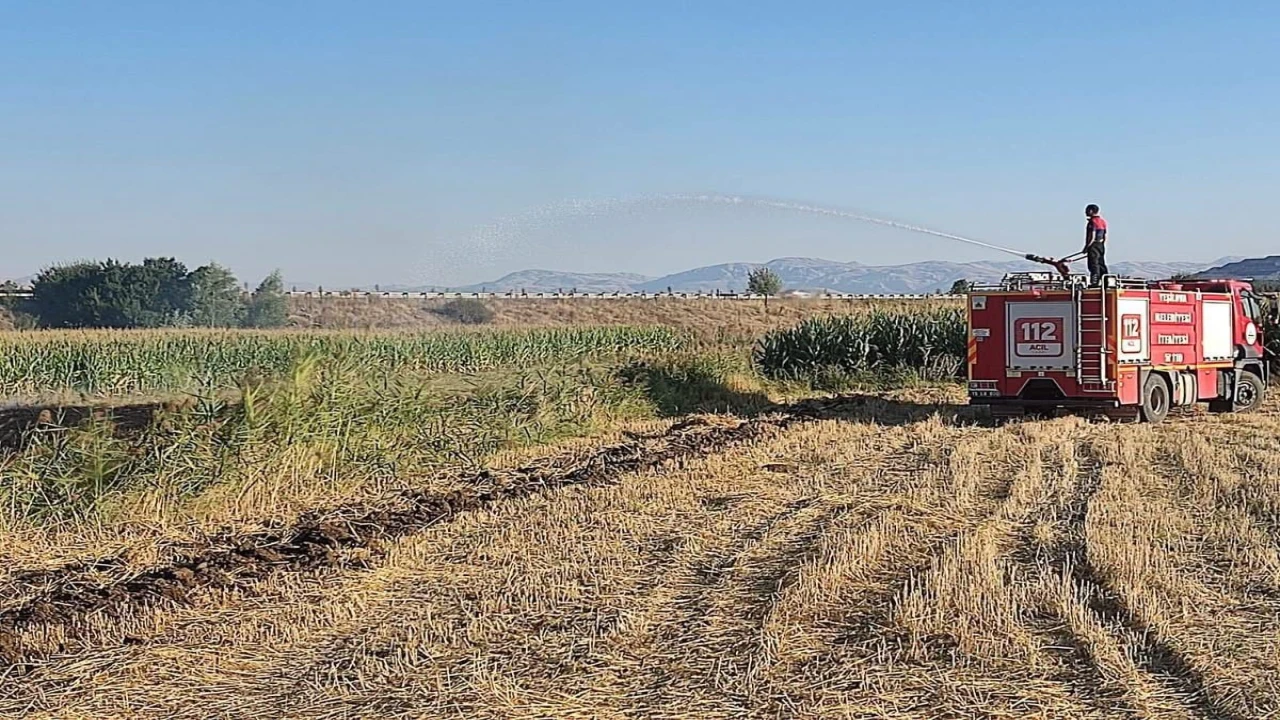 Burdurda ot yangını büyümeden söndürüldü