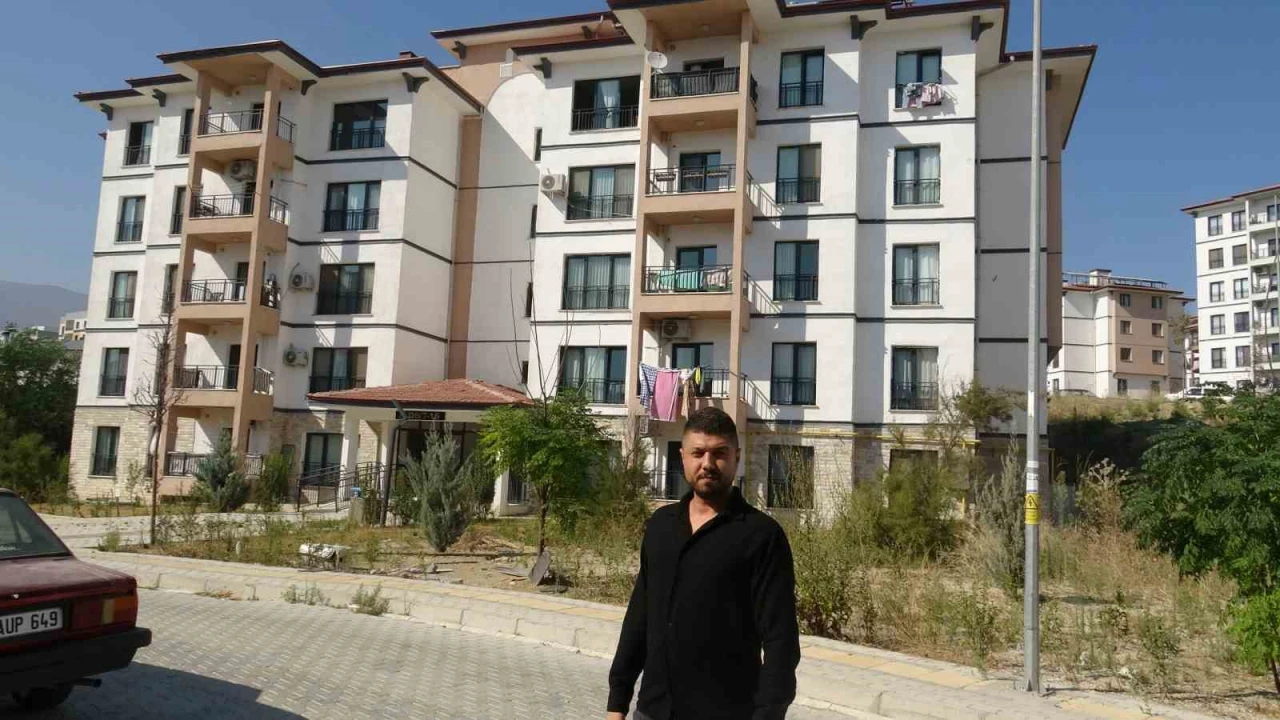 Ev alma hayaliyle 1 milyon TL ödeme yapan depremzede, aynı evin 6 kişiye daha satıldığını öğrendi