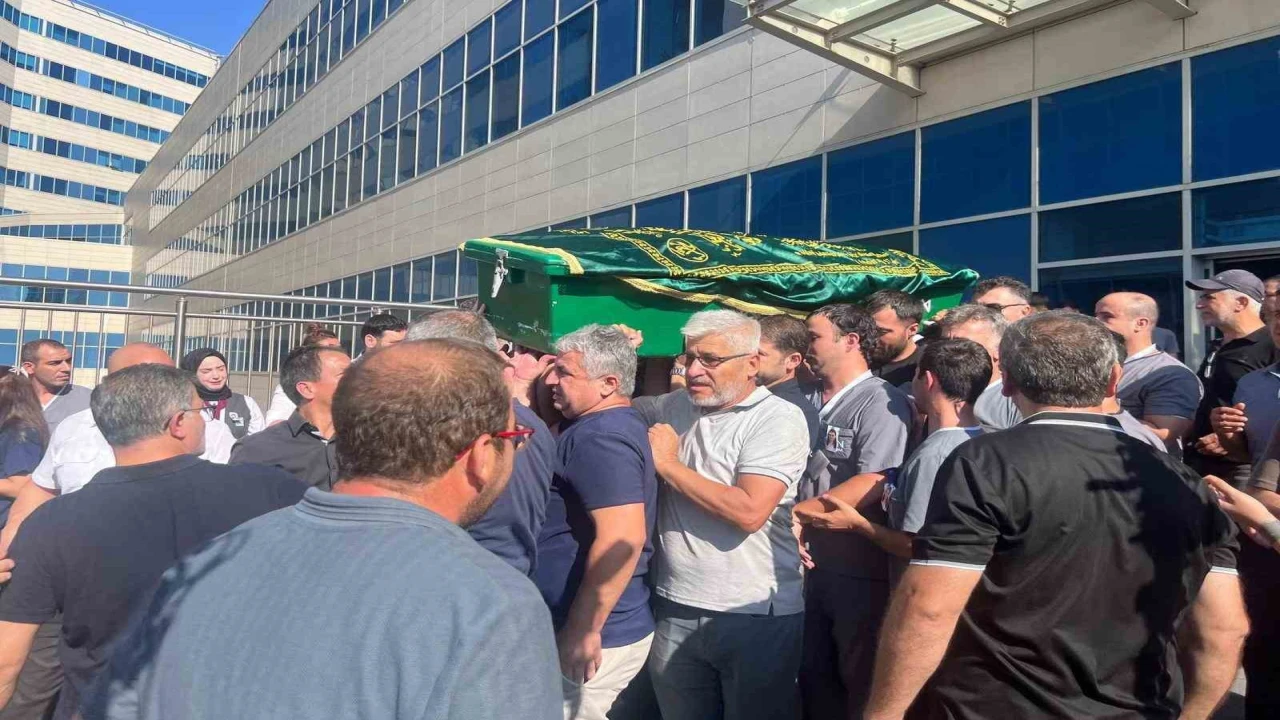 Gemi faciasında hayatını kaybeden hastane personeli Gülcan Gürel için tören düzenlendi