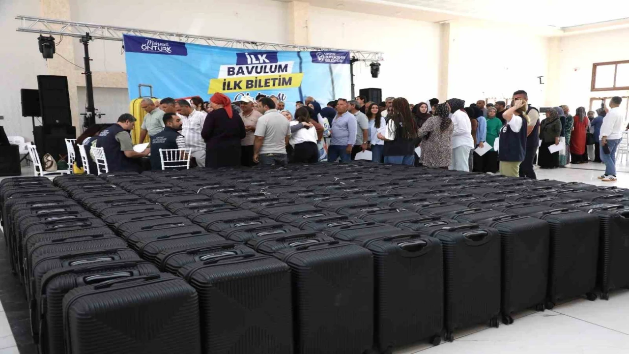 HBBden üniversite öğrencilerine bavul ve ulaşım desteği