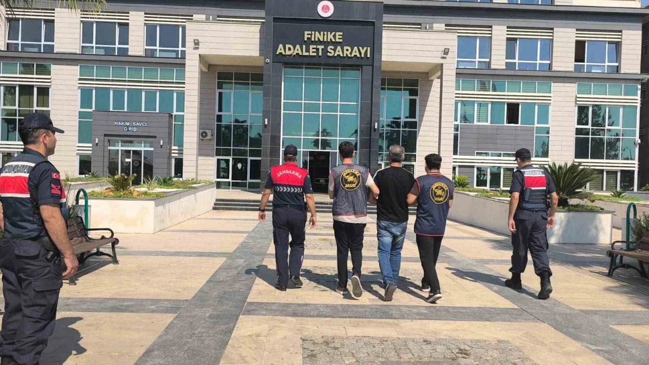 Hırsızlık suçundan 25 yıl 9 ay hapis cezası bulunan hükümlü yakalandı
