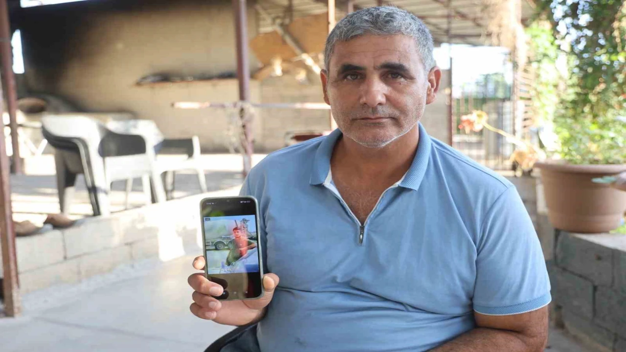 İlk yurt dışı seferinde Suriyede tutuklanan 24 yaşındaki tır şoföründen gelecek haberi ailesi umutla bekliyor