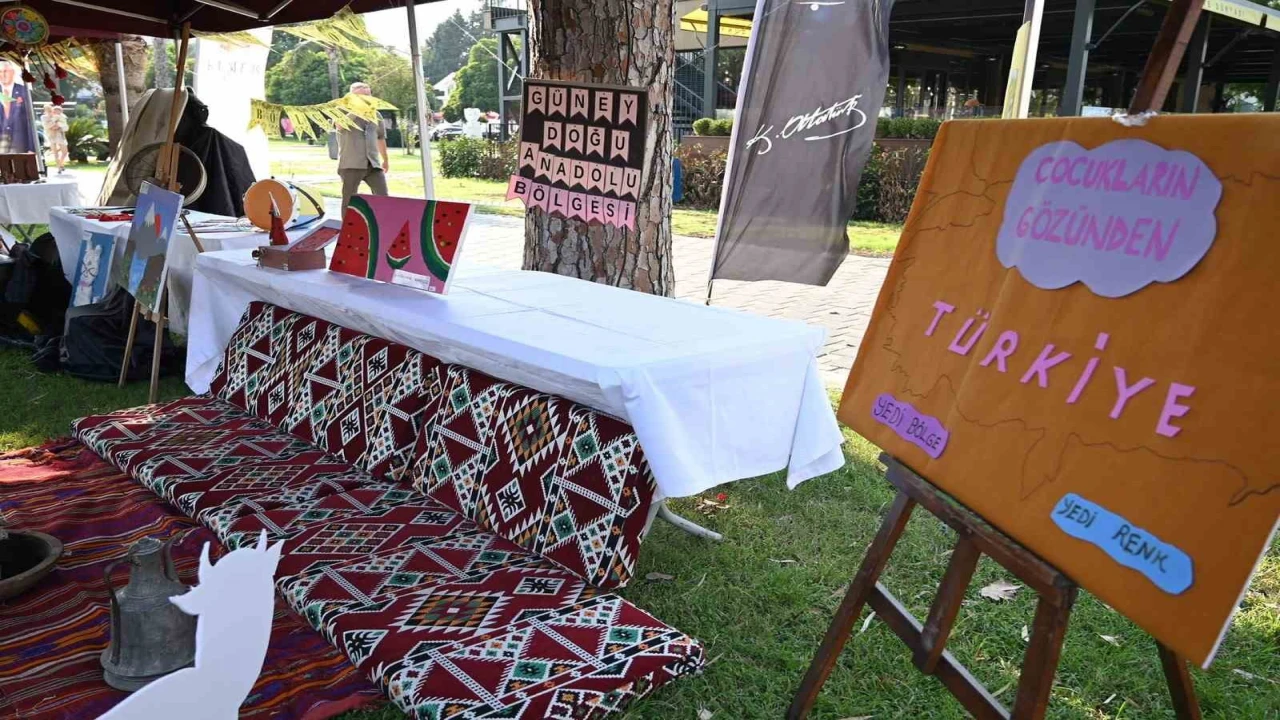 Kemerde Türkiyenin yedi rengi sergisi açıldı