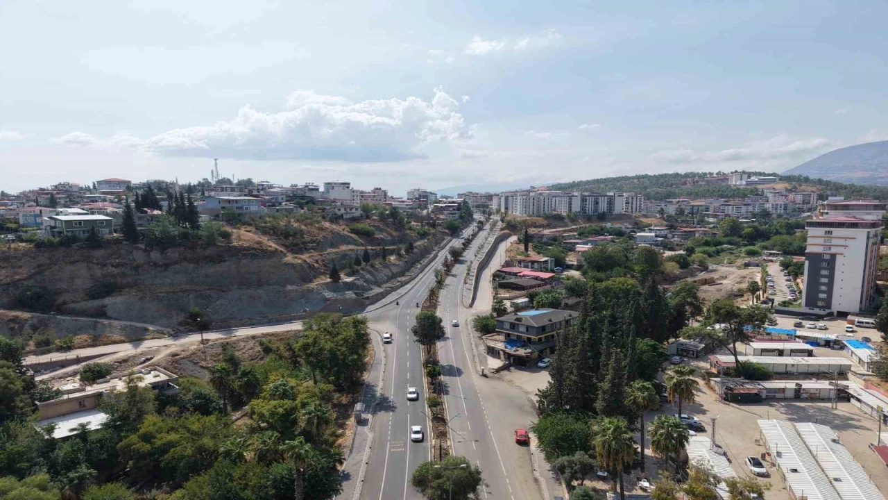Kırıkhanda 5 ana arterde ulaşım altyapısı yenilendi