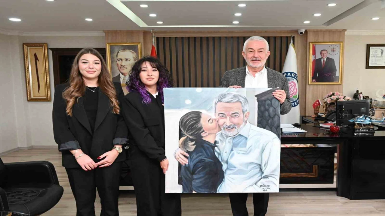 Lise öğrencisi Gözdeden Başkan Başdeğirmeni duygulandıran tablo