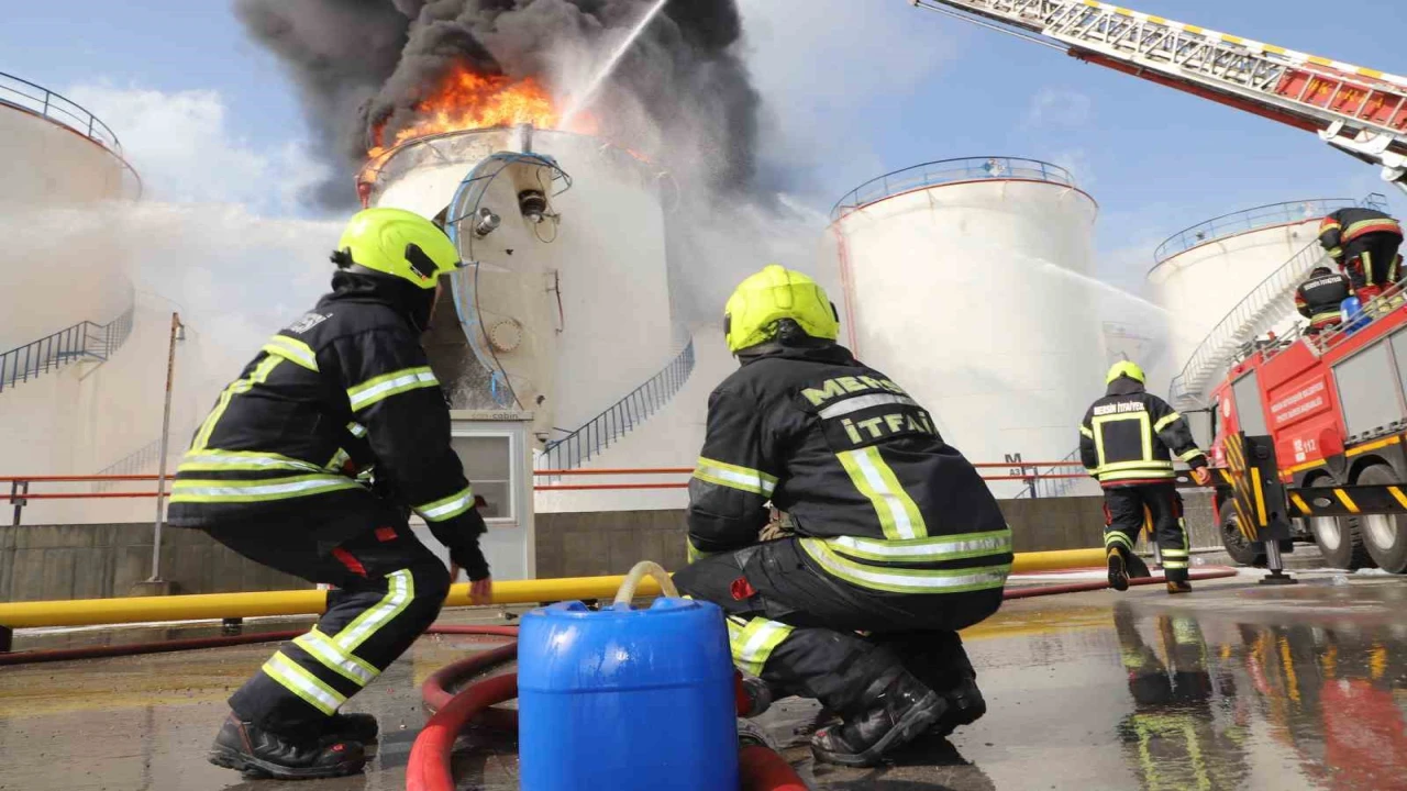 Mersin itfaiyesi reaksiyon hızında Türkiyenin ikincisi
