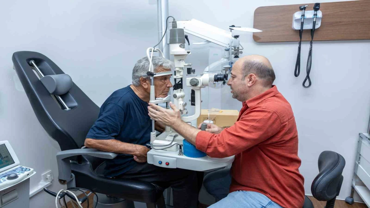 Mersinde 65 yaş üstü vatandaşlara göz sağlığı desteği