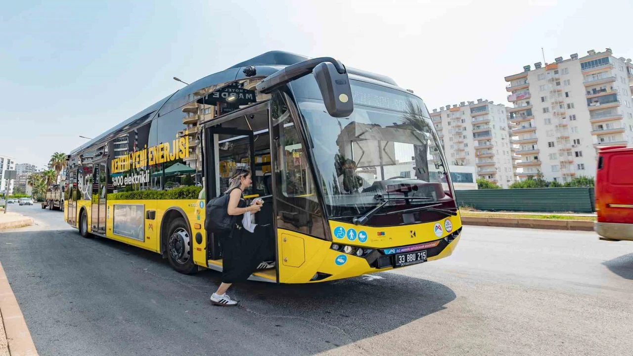 Mersinde elektrikli otobüs dönemi: Vatandaşlardan tam not