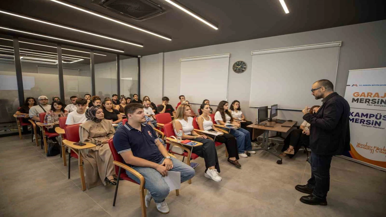 Mersinde gençler iş dünyası ile buluştu