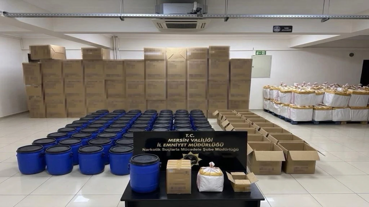 Mersinde uyuşturucu operasyonu: 6 milyon boş kapsül ve 1 ton 250 kilo ham madde ele geçirildi
