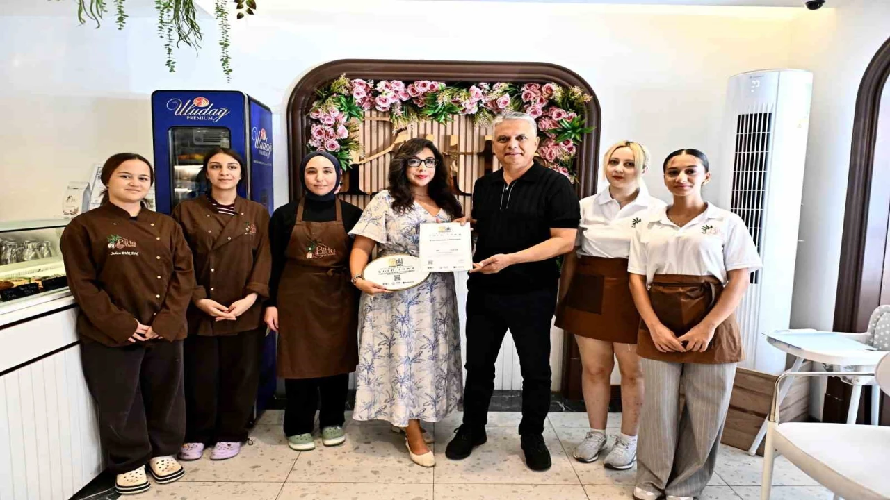 Muratpaşada Gold Town standardı