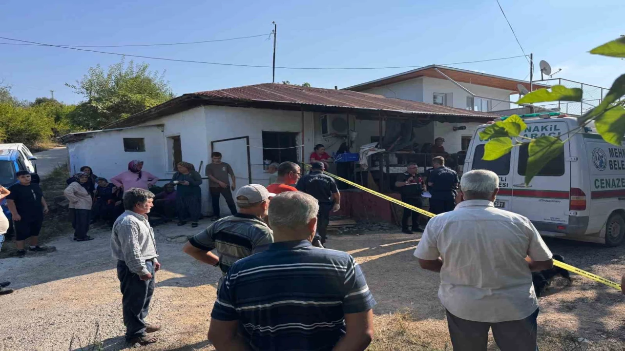 Osmaniyede baba tartıştığı oğlunu tahrayla öldürdü