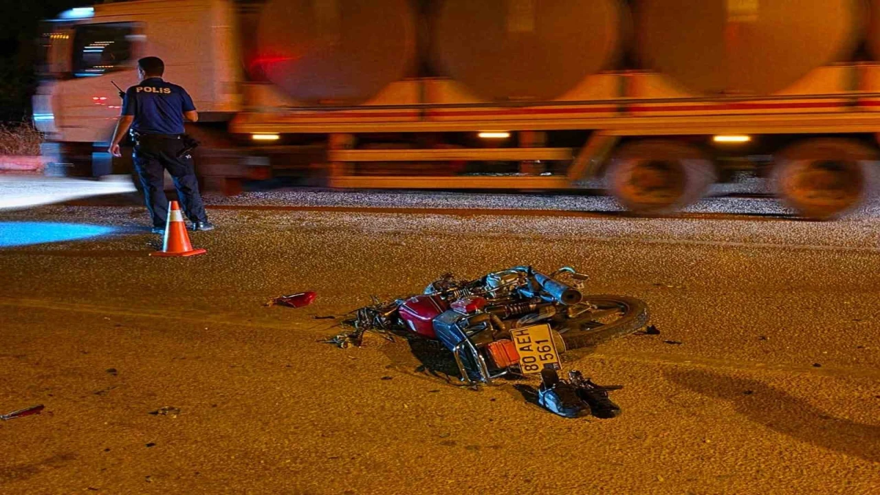 Osmaniyede motosiklet ile hafif ticari araç çarpıştı: 1 ölü