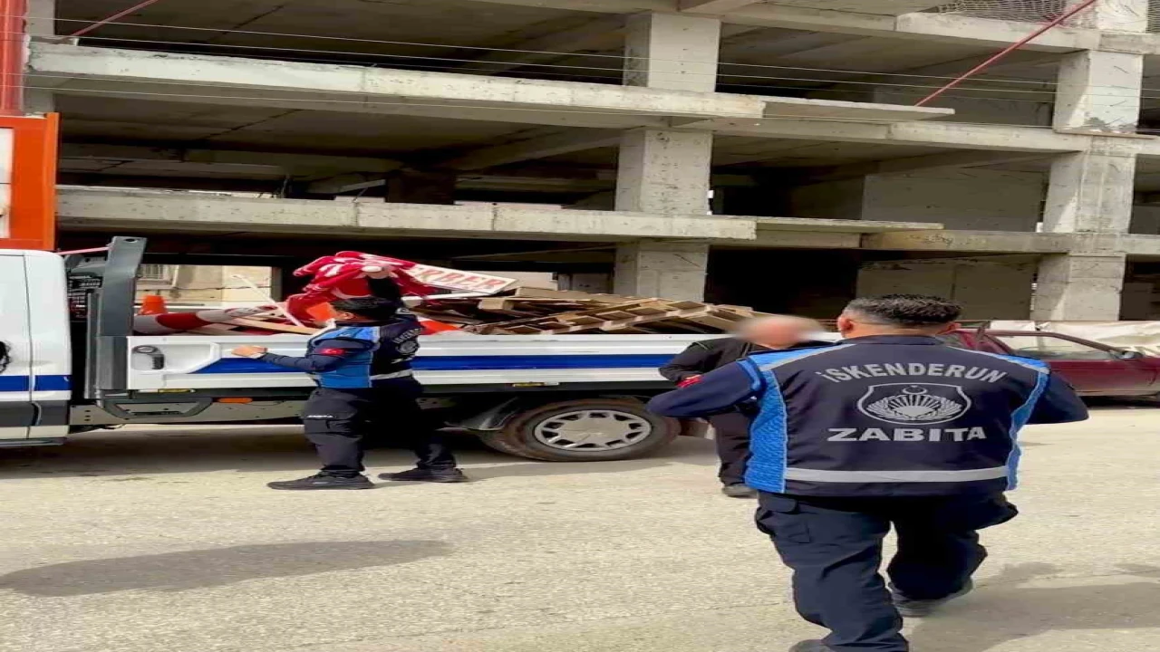 Tabelayı kurtarmak için Belediye başkanı akrabam dedi, zabıta geri adım atmadı