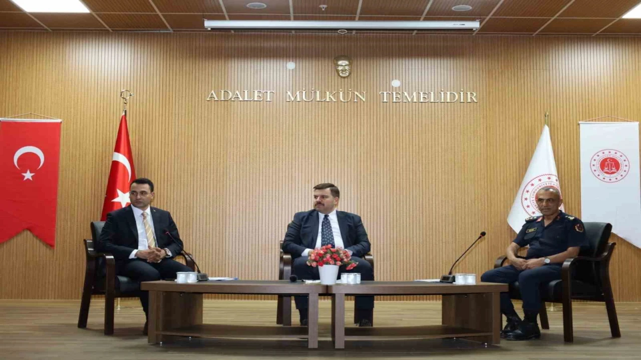Tarsusta adli soruşturmalar için koordinasyon toplantısı düzenlendi