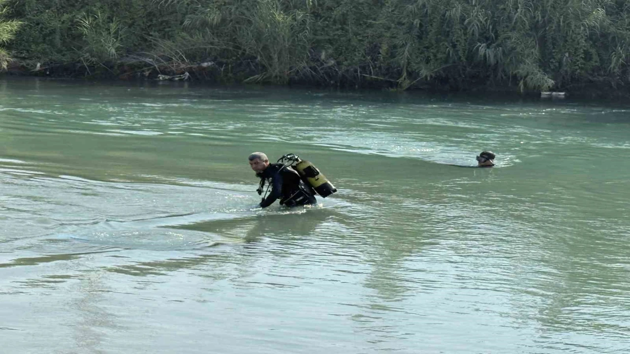 Tarsusta Berdan Irmağında kaybolan 17 yaşındaki gencin cansız bedeni bulundu