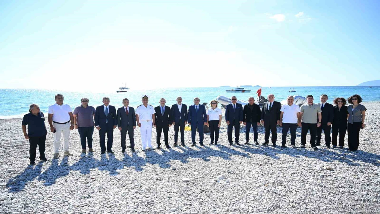 Tekirova Sahilinde deniz yaşamını koruma çalışmaları başladı