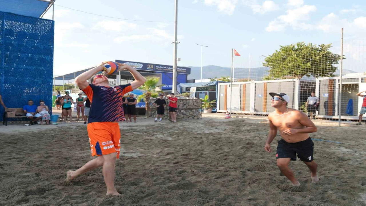 Ünlü plaj voleybolcuları, Alanyanın spor turizmi elçileri oldu