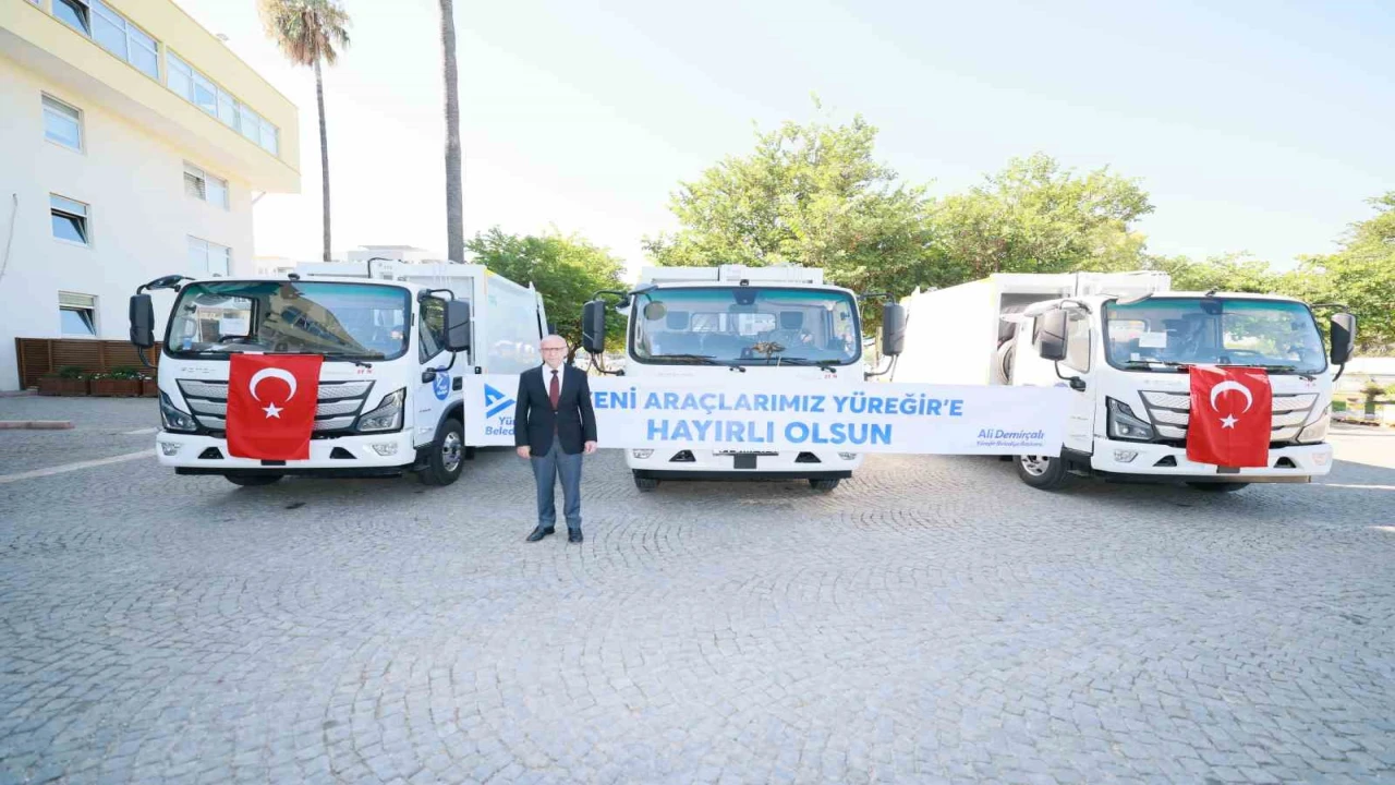 Yüreğir Belediyesi hizmet filosuna 4 yeni araç daha kazandırdı