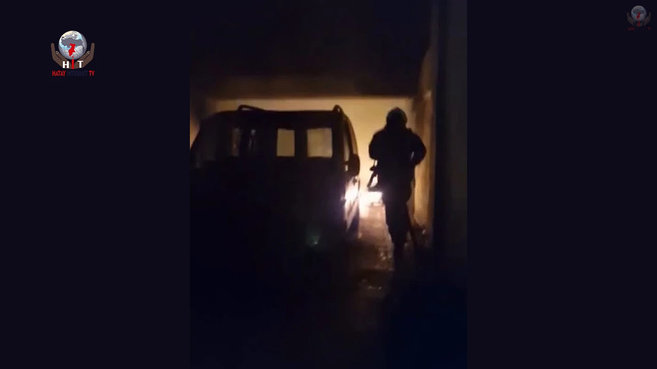 Antakyada metruk iş yerinde yangın çıktı