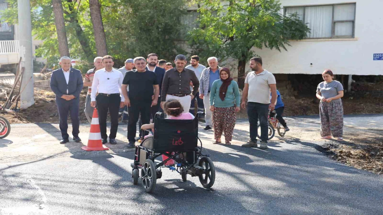 Antalyada 16 yaşındaki Haticenin dede ziyareti için ulaşım talebine sıcak karşılık