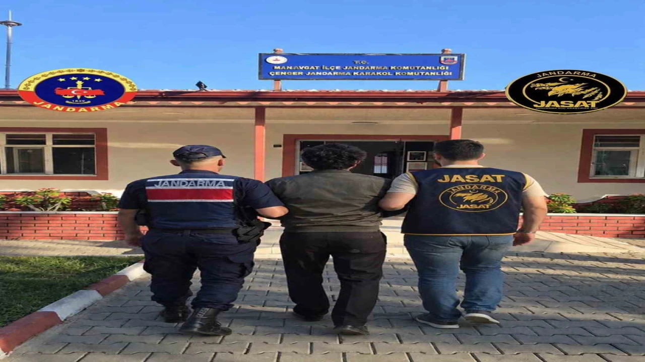 Antalyada 20 yıl hapis cezası bulunan firari yakalandı