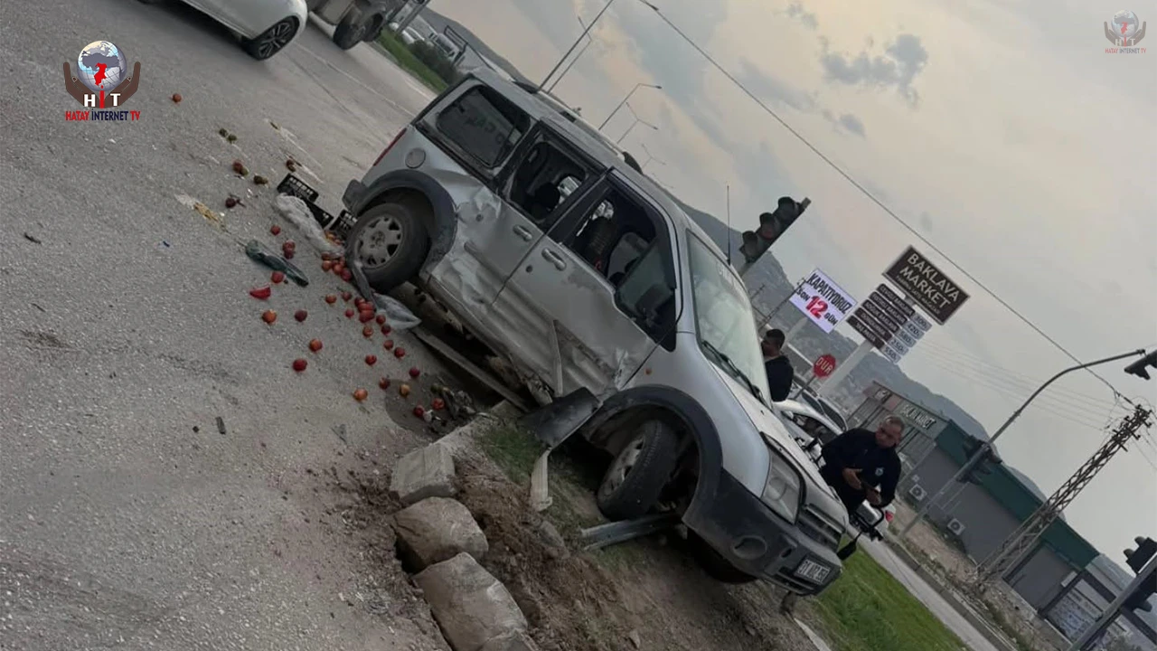 Hatay'da kamyonetle çarpışan hafif ticari araç sürücüsü yaralandı