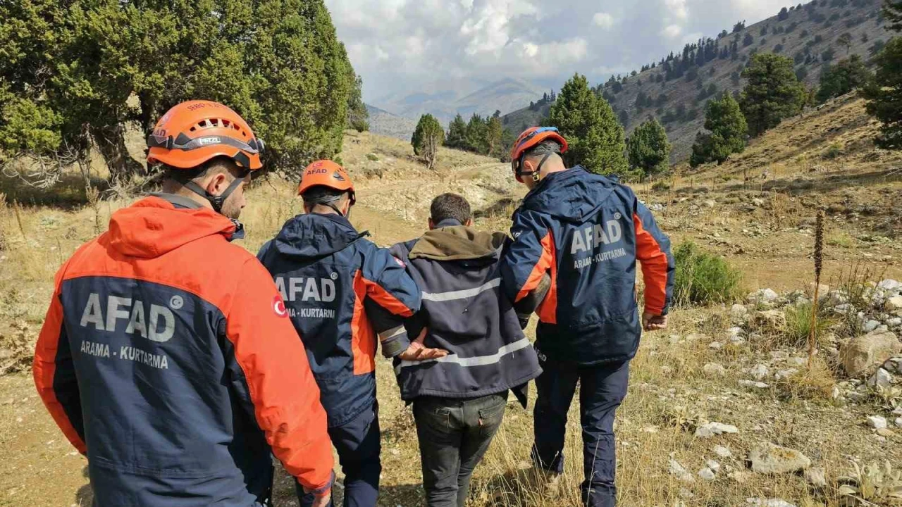 Kahramanmaraşta yaylada rahatsızlanan çoban kurtarıldı