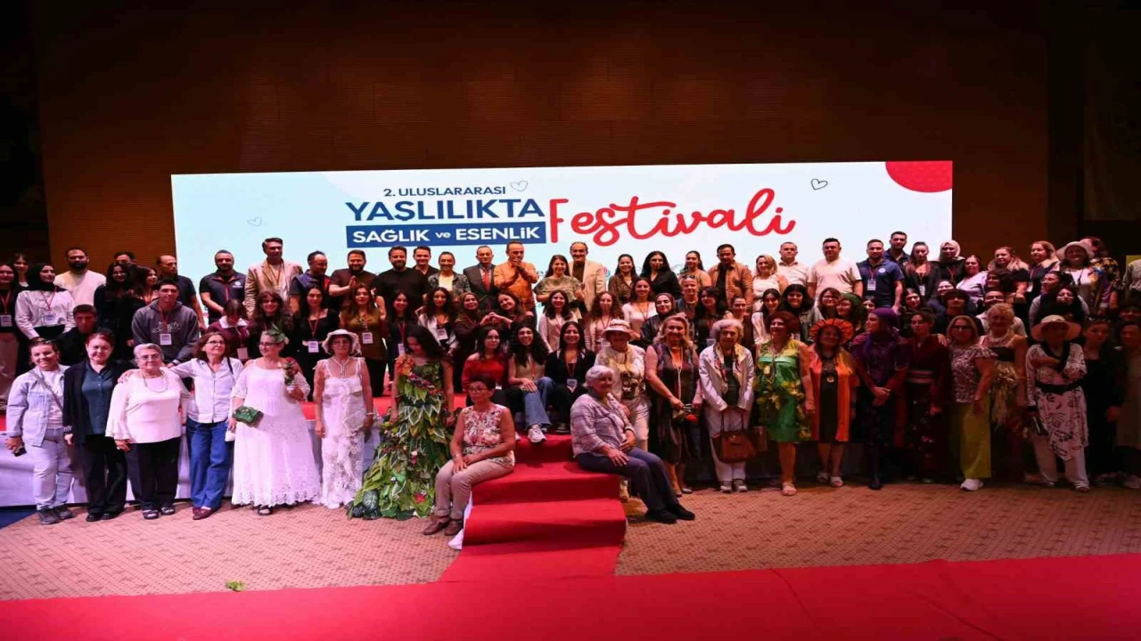 Kuşaklar ve kültürler Kepezde buluştu: 2. Yaşlılıkta Sağlık ve Esenlik Festivali tamamlandı