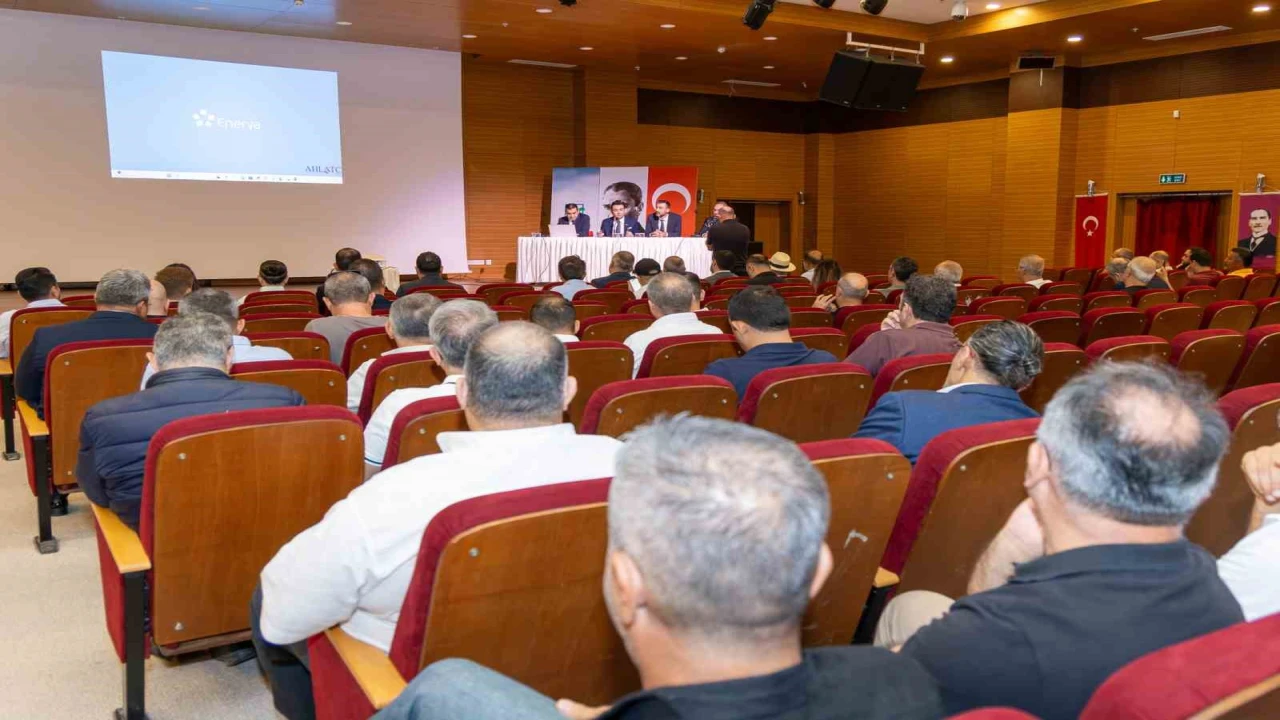 Manavgatta doğal gaz süreci bilgilendirme toplantısı düzenlendi