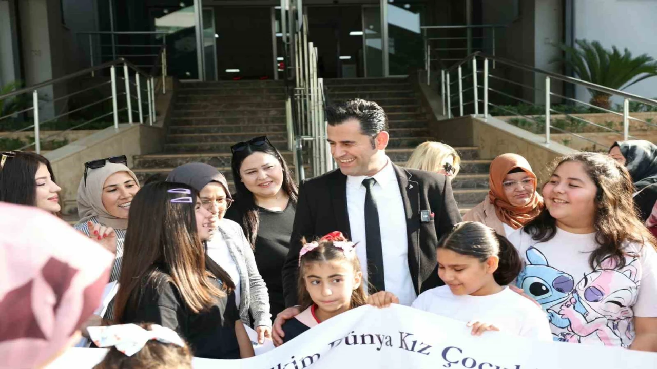 Mersinde anne ve kızlar unutulmaz bir gün yaşadı