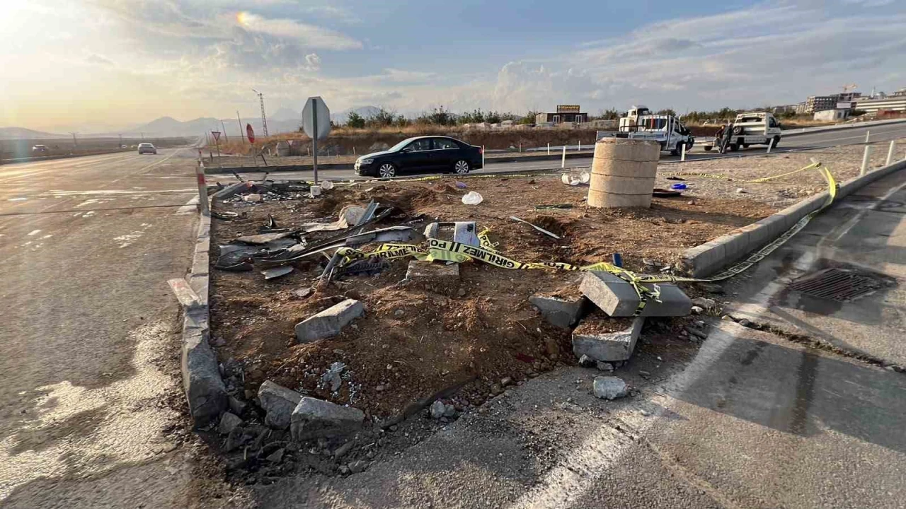 MHPli milletvekili ve il başkanının konvoyunda kaza: 1 ölü, 4 yaralı