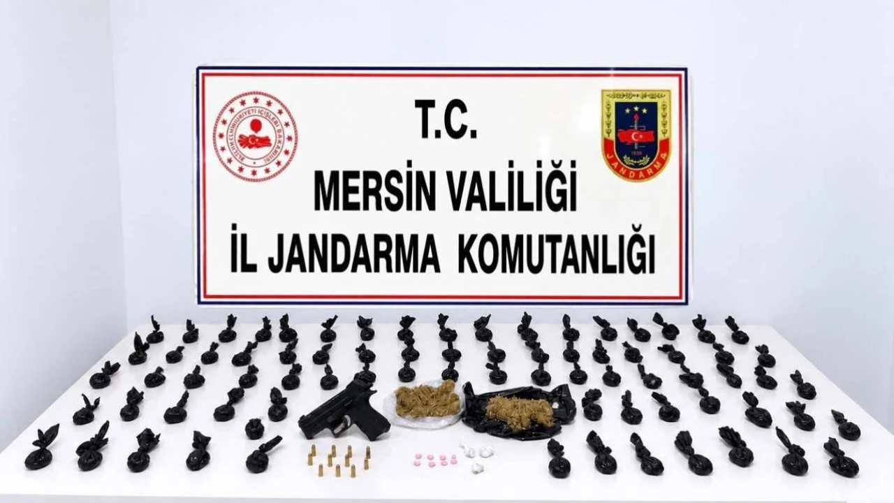 Paket paket satışa hazır uyuşturucu ele geçirildi
