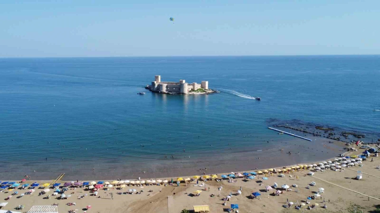 Sonbaharda deniz keyfi: Sıcaklıklar tekrar arttı sahillerde yoğunluk başladı